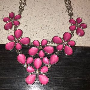 Flower fashion necklace